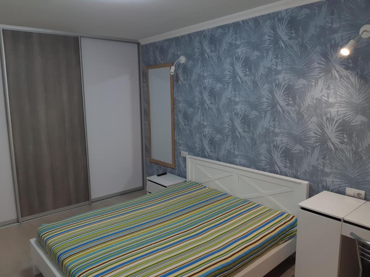 Apartment Near Stadio Metalist Kharkiv Carcóvia Exterior foto