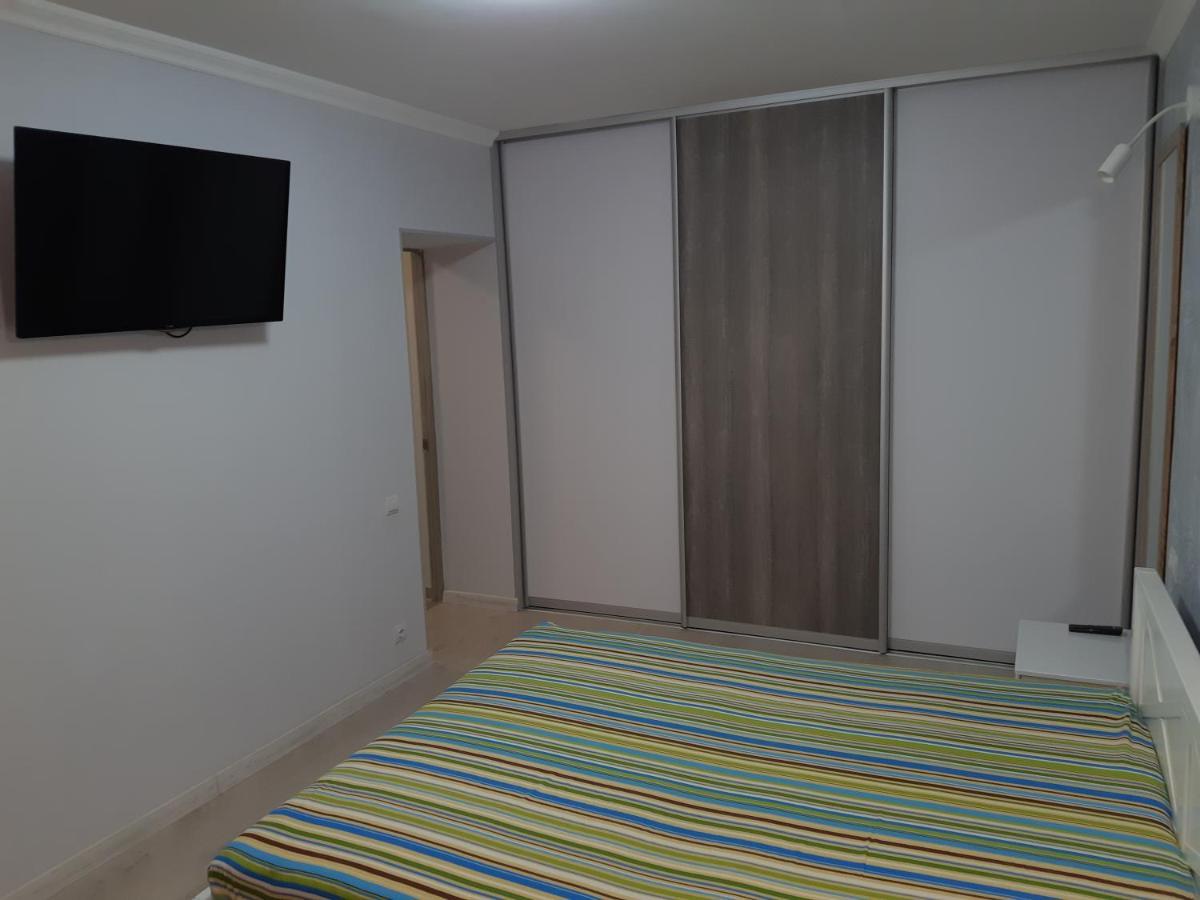 Apartment Near Stadio Metalist Kharkiv Carcóvia Exterior foto