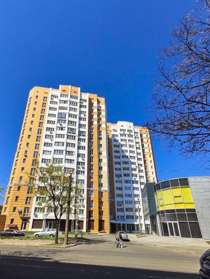 Apartment Near Stadio Metalist Kharkiv Carcóvia Exterior foto
